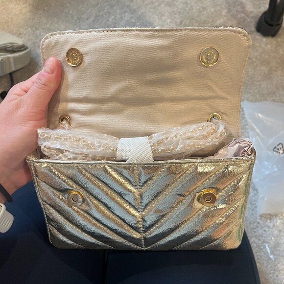 NWT Nicole Miller Quilted Shoulder Bag - Luxurious Gold - Picture 3 of 3